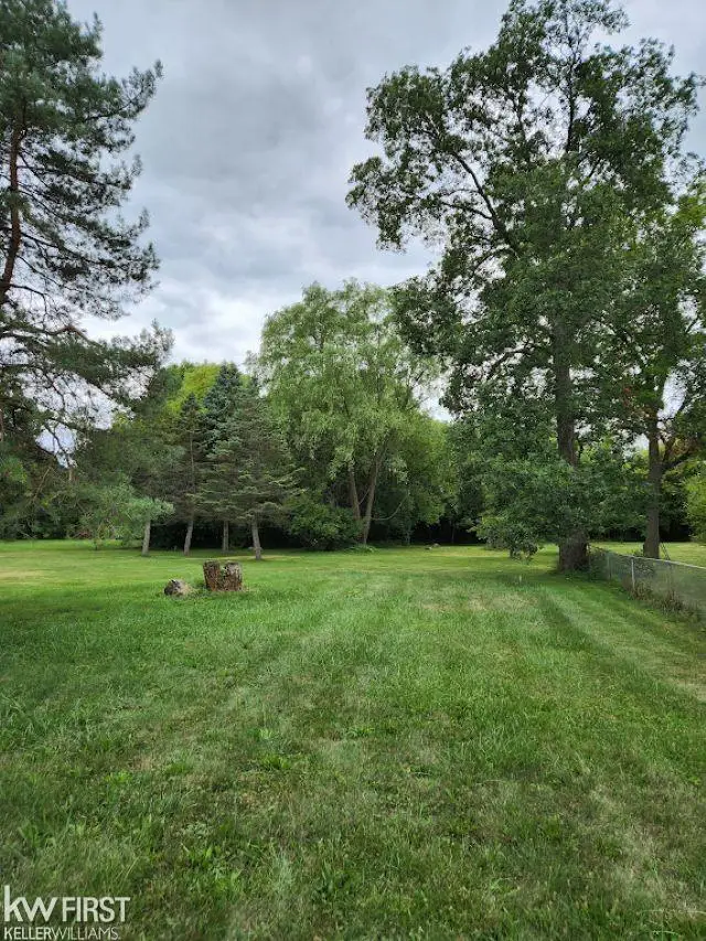 2495 Lavelle, Flint, MI 48504 - Image #2