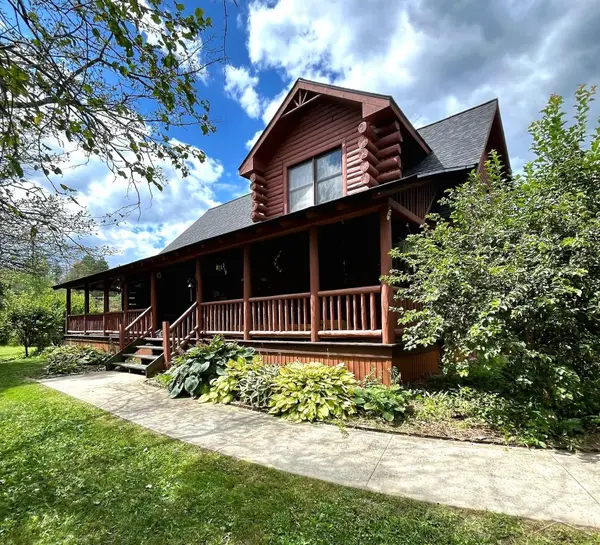 8073 Nichols, Flushing, MI 48433