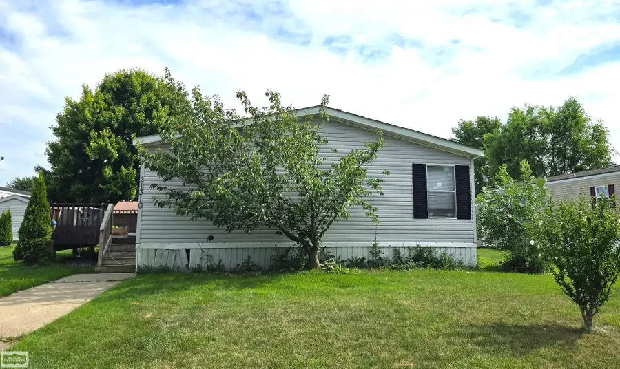 21310 Boquet, Macomb, MI 48044 - Image #2