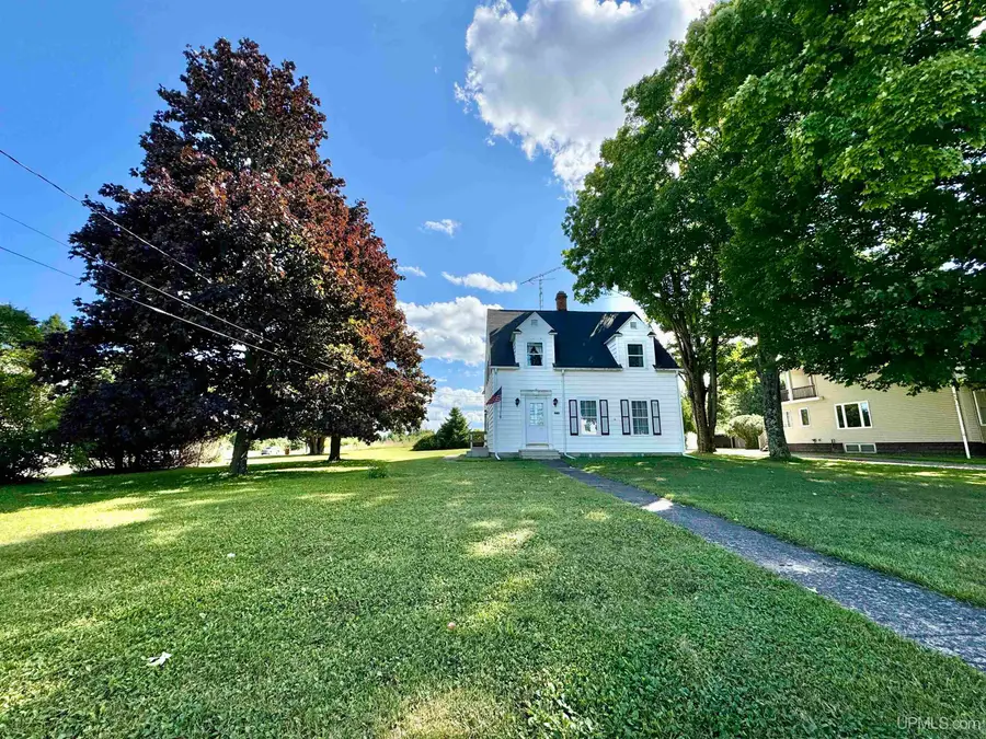 5807 Hwy M35, Perkins, MI 49872 - Image #2