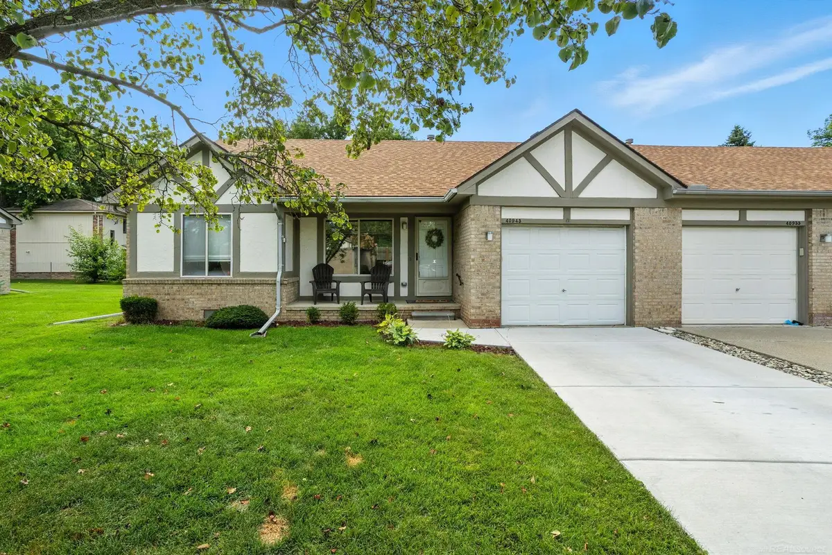 40945 W Magnolia, Clinton Township, MI 48038 - Image #1