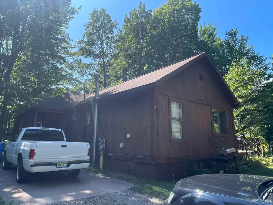 2363 Allen, Marquette, MI 49855 - Image #2