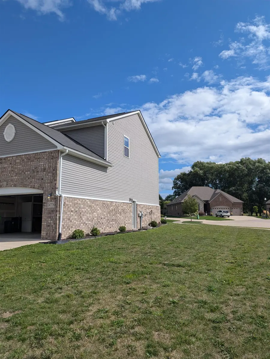 24778 Kabarda, Macomb Township, MI 48042 - Image #3