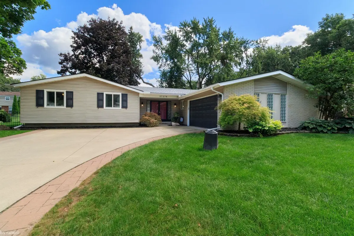 37276 Forestview, Clinton Township, MI 48036 - Image #1