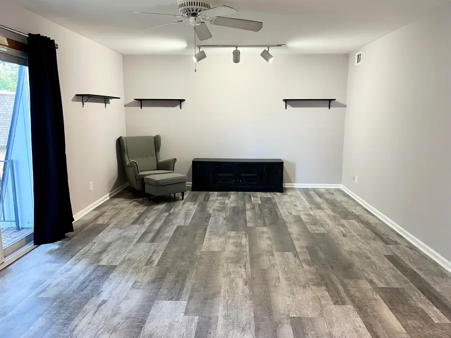 103 Provincial #30, Saginaw, MI 48638 - Image #2