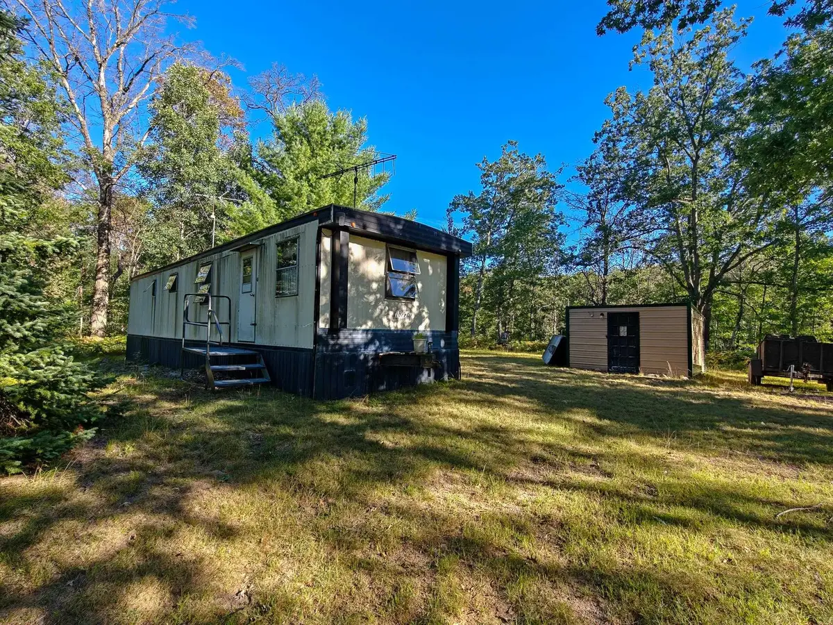 2541 Beatrice, Harrison, MI 48625 - Image #1