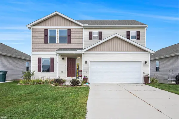 1636 Woodbridge Park, Lapeer, MI 48446