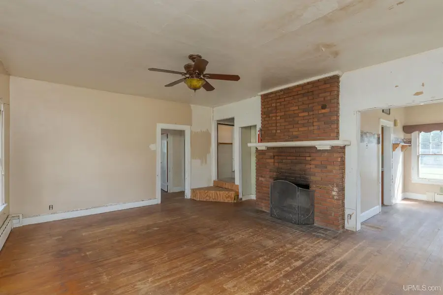 127 Main, Gaastra, MI 49927 - Image #3