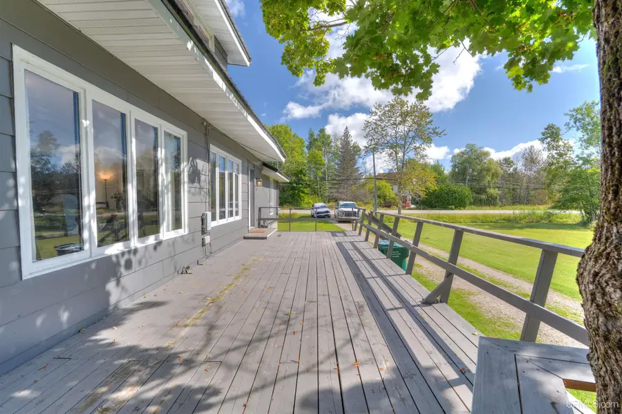 1023 State, Manistique, MI 49854 - Image #3