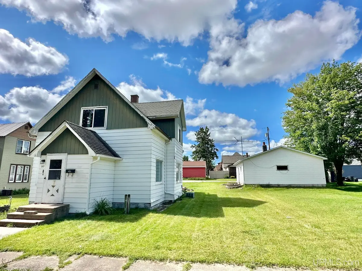 317 Main, Norway, MI 49870 - Image #1