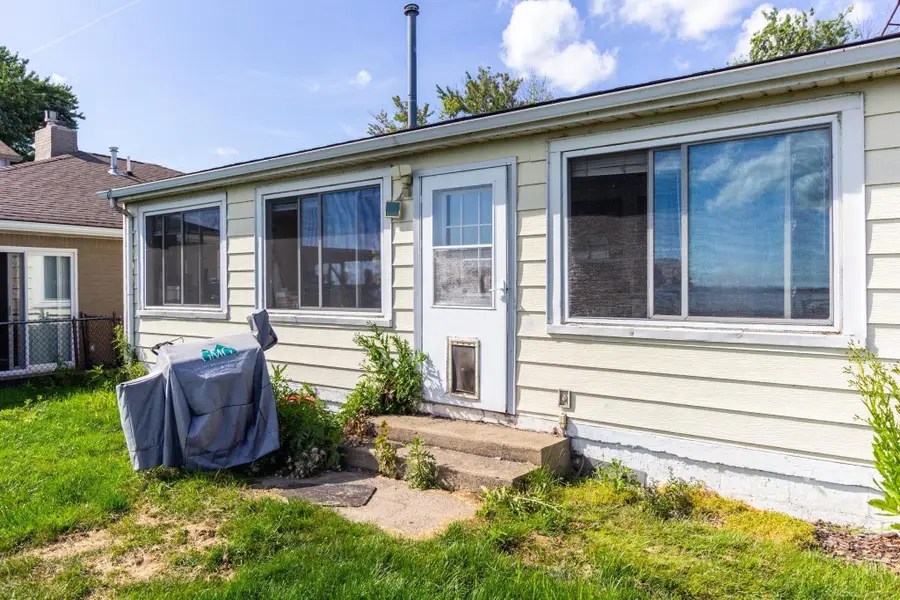 9005 Anchor Bay, Algonac, MI 48001 - Image #2