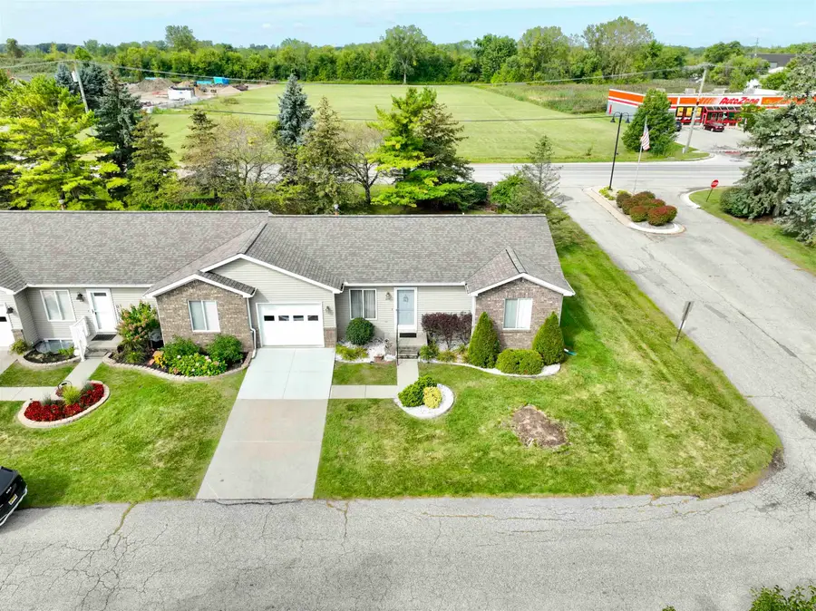 211 Huron, Marine City, MI 48039 - Image #2