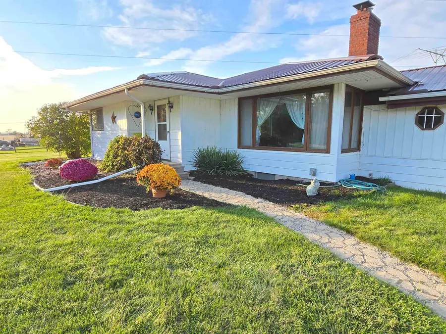 1695 E Almeda Beach, Pinconning, MI 48650 - Image #3