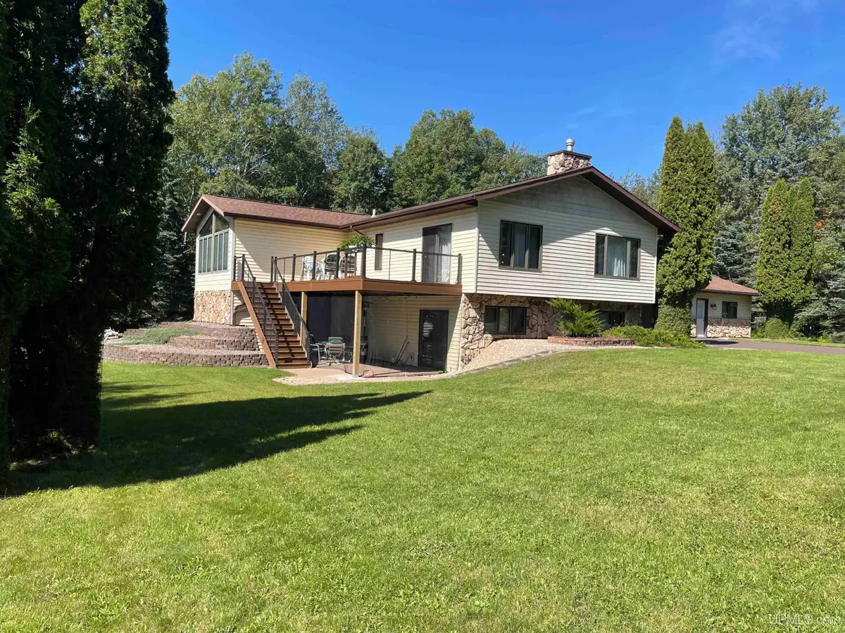 N10223 Curry, Ironwood, MI 49938 - Image #1