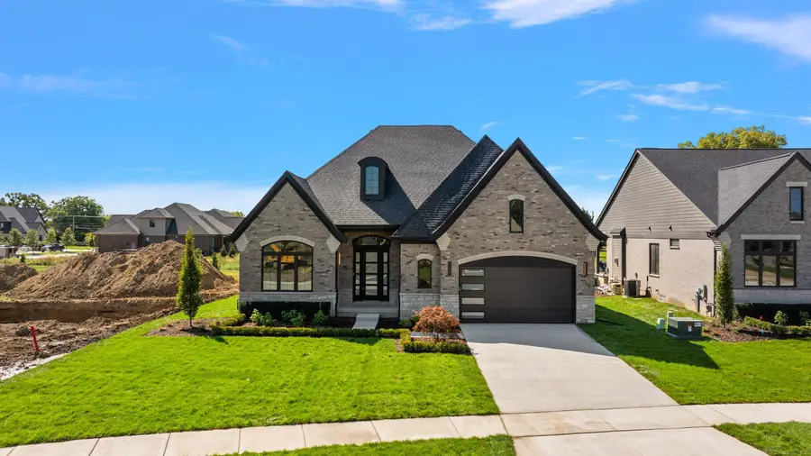 13970 Quail View, Washington Township, MI 48094 - Image #2