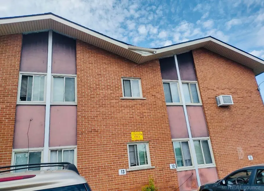 19199 Lahser, Detroit, MI 48219 - #3