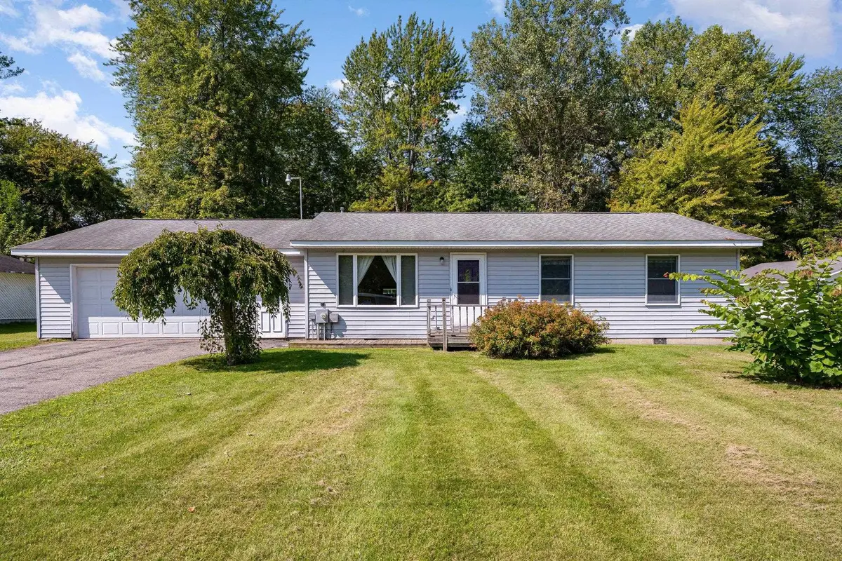 4802 Raymond, Midland, MI 48642 - Image #1