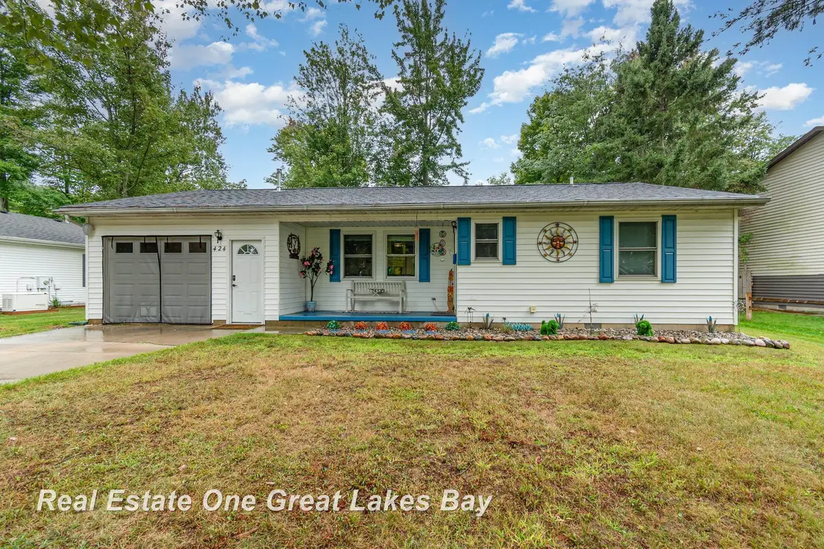 424 Lakewood, East Tawas, MI 48730 - Image #1