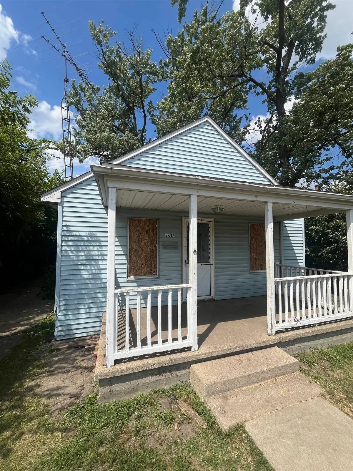 3617 Davison, Flint, MI 48506 - #1