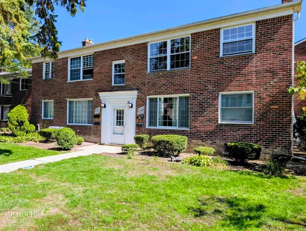 22852 Allen, Saint Clair Shores, MI 48080