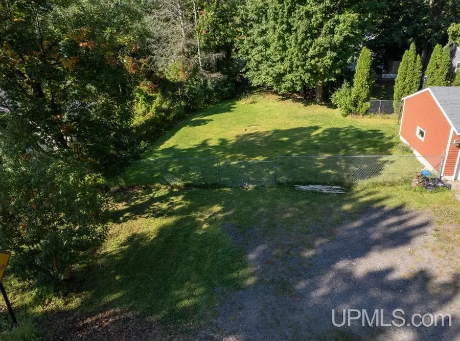 1902 Orchard, Marquette, MI 49855 - Image #3