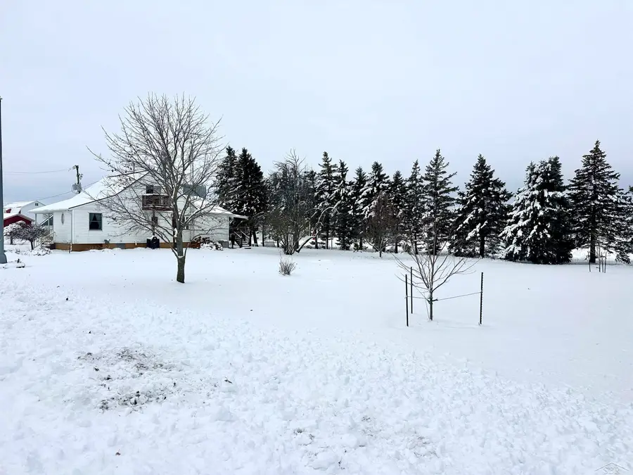 3705 N Beyer, Saginaw, MI 48601 - Image #2