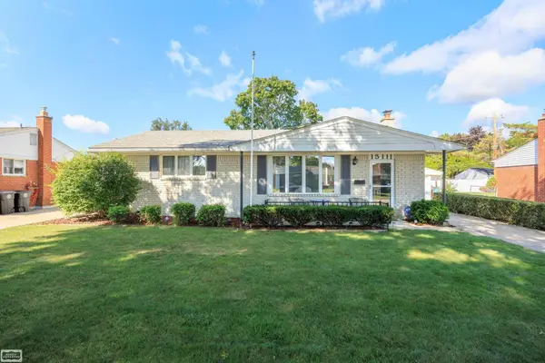 15111 Houghton, Livonia, MI 48154