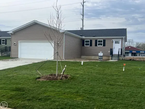 4207 Sugar Maple #Unit 3, Flint, MI 48506