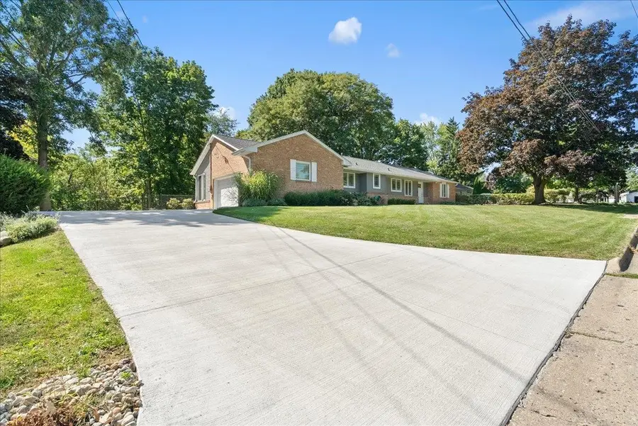 1104 Riverside, Owosso, MI 48867 - Image #3