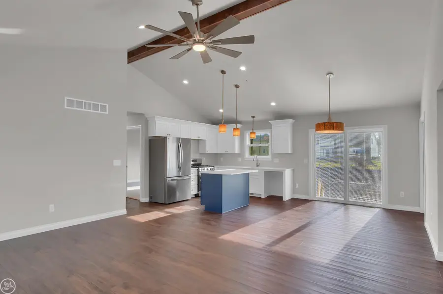 211 N Carney, Saint Clair, MI 48079 - Image #2