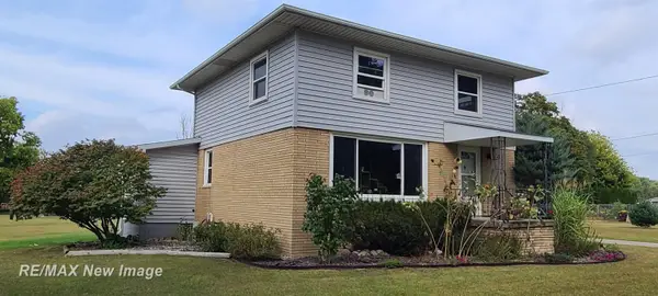 910 W Brady, Saginaw, MI 48616