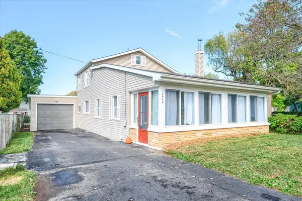 3049 Baker, Grand Blanc, MI 48507