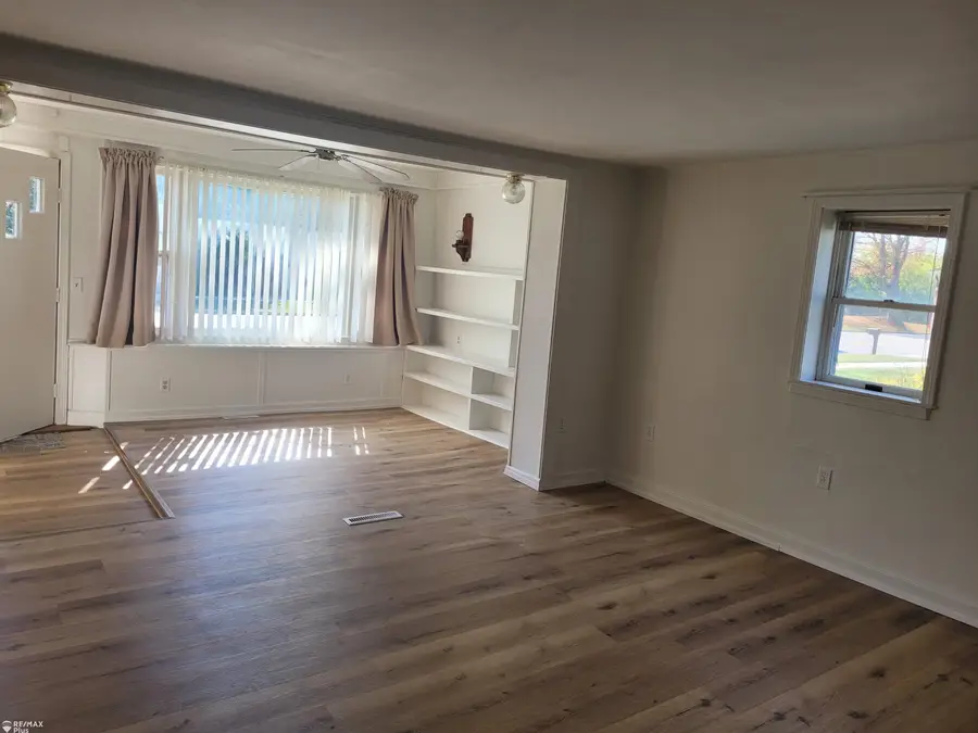 2516 W Genesee, Lapeer, MI 48446 - #2