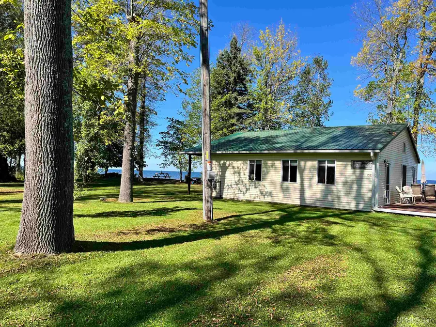 101 & 119 Pearl #2 Cottages, Ontonagon, MI 49953 - Image #3