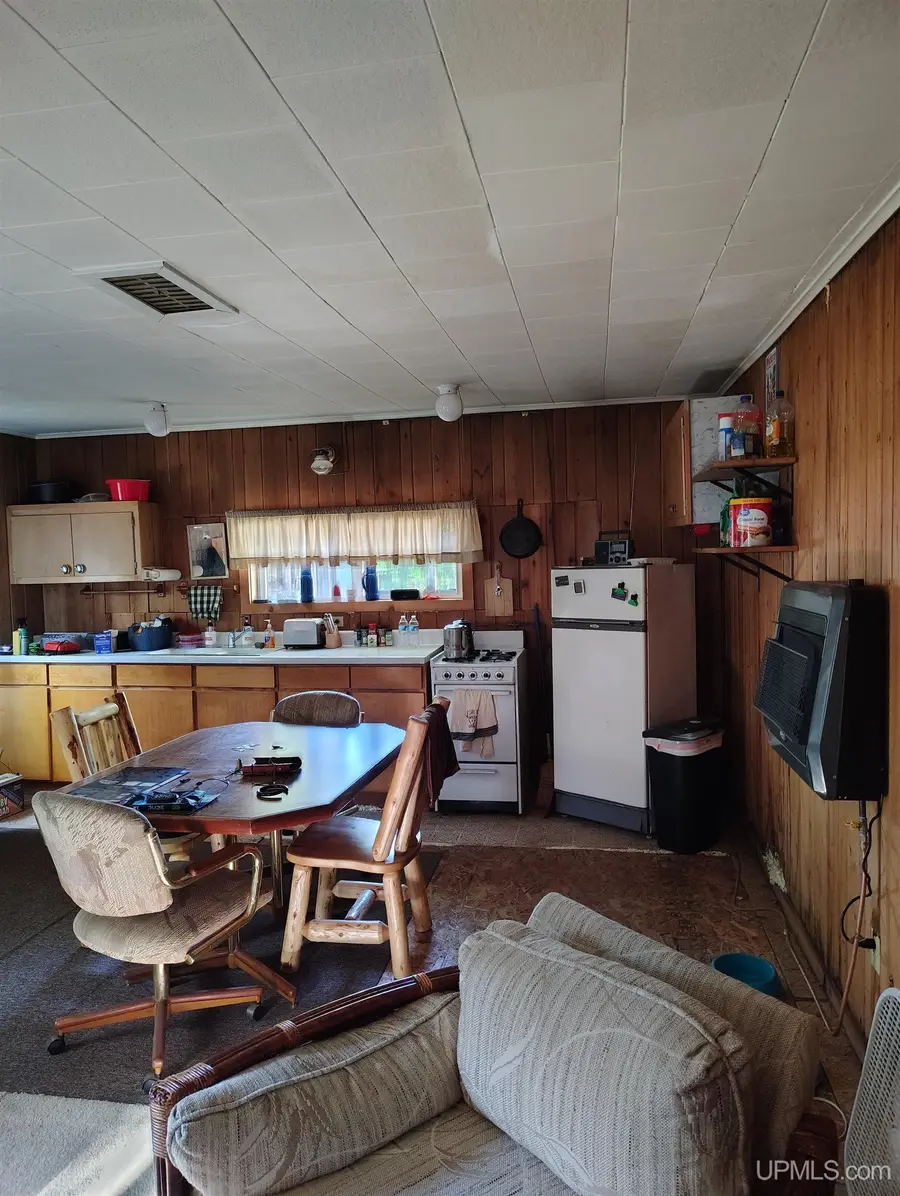 18856 Vega, Spalding Township, MI 49874 - Image #2