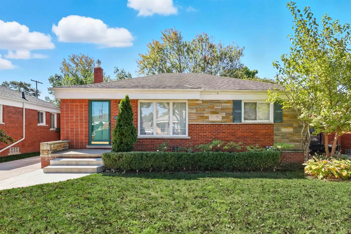 19916 Alger, Saint Clair Shores, MI 48080 - Image #1