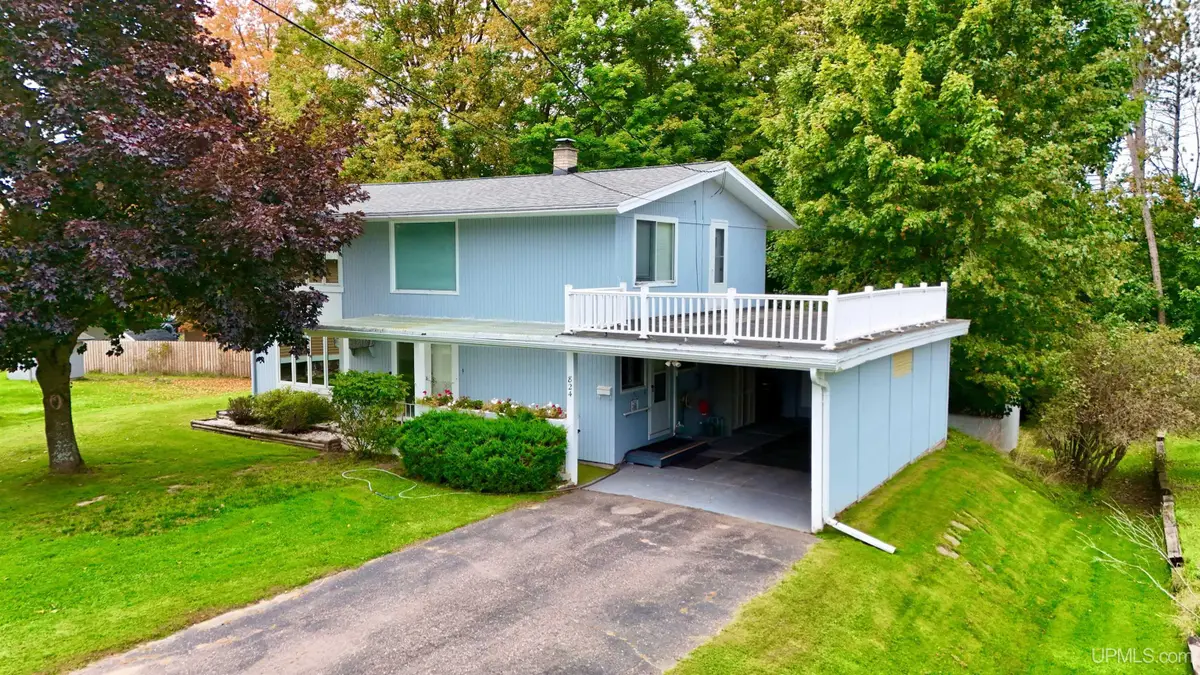 824 N Main, Lanse, MI 49946 - Image #1