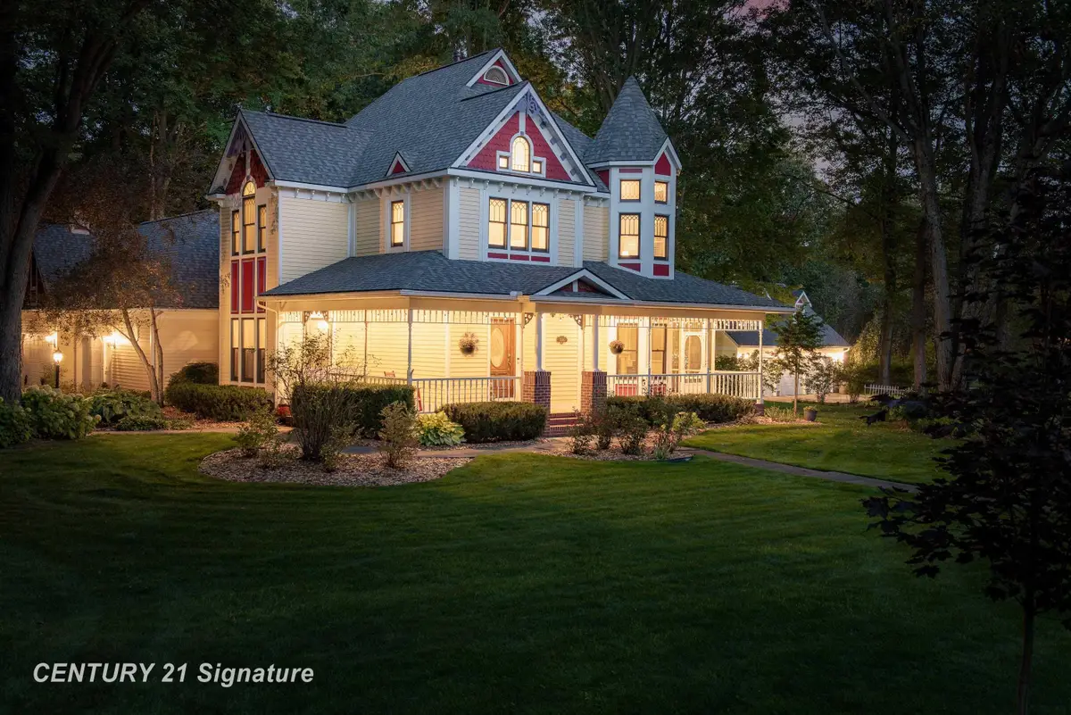 2586 Hummingbird, Midland, MI 48642 - Image #1