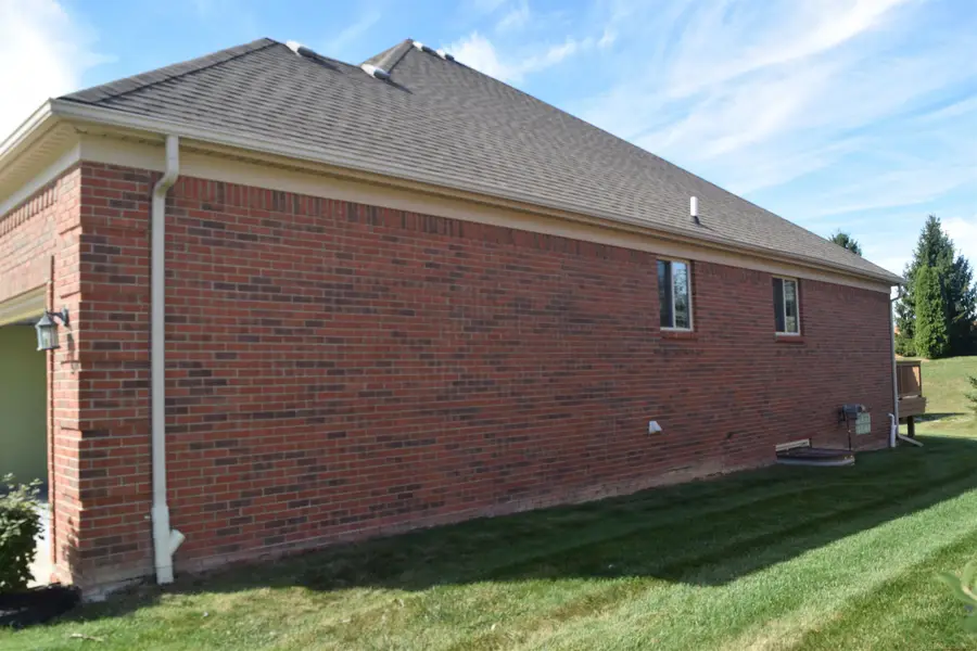 21761 Mary Rose, Macomb Township, MI 48044 - Image #3