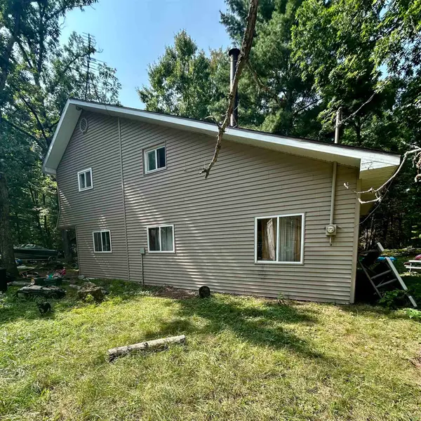 10332 Marx, Wellston, MI 49689