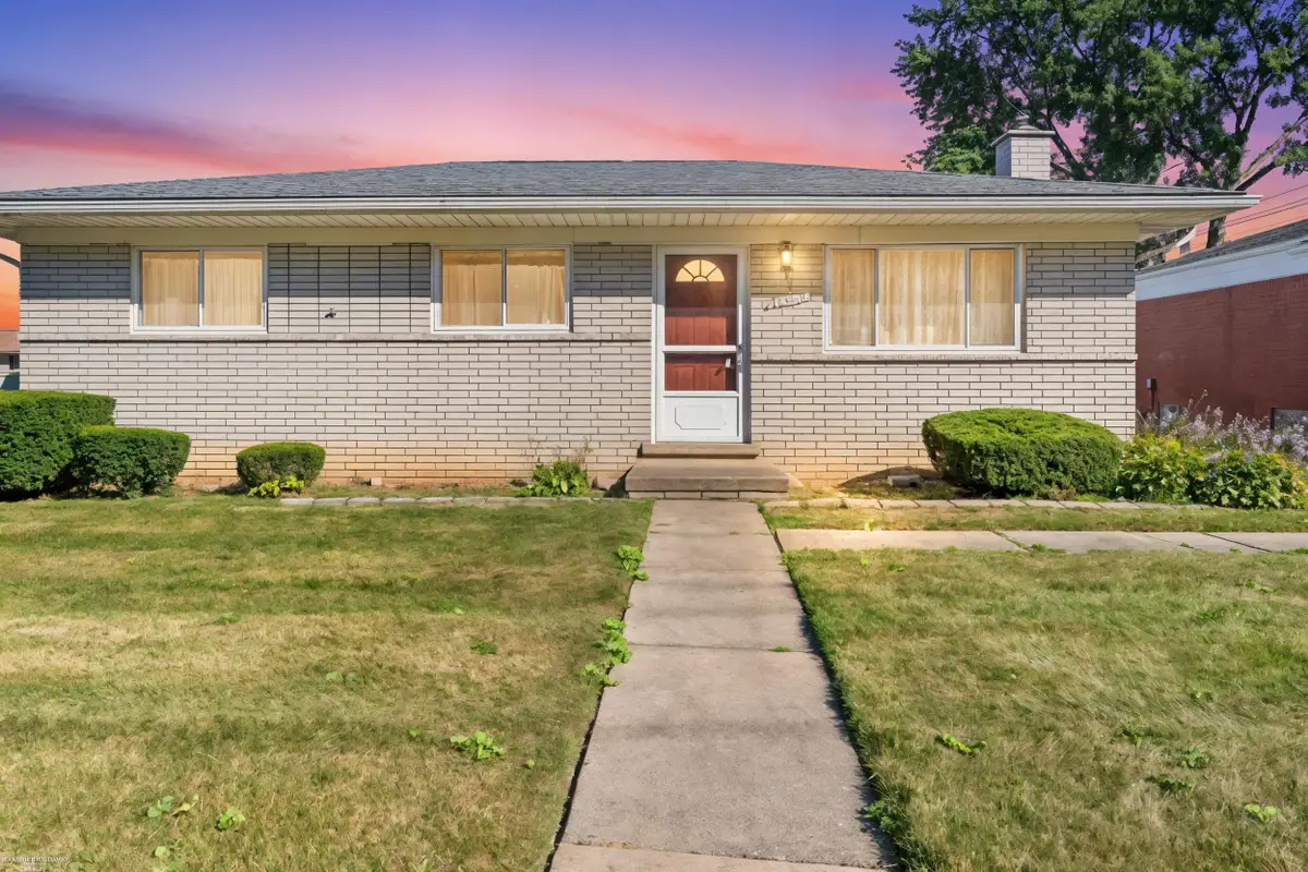 32500 Kelly, Roseville, MI 48066 - Image #1