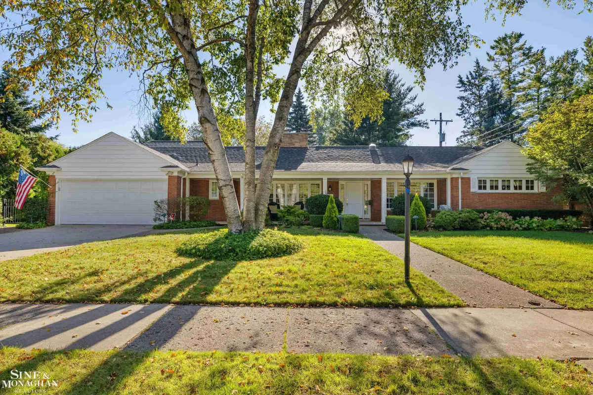 216 Ridge, Grosse Pointe Farms, MI 48236 - Image #1