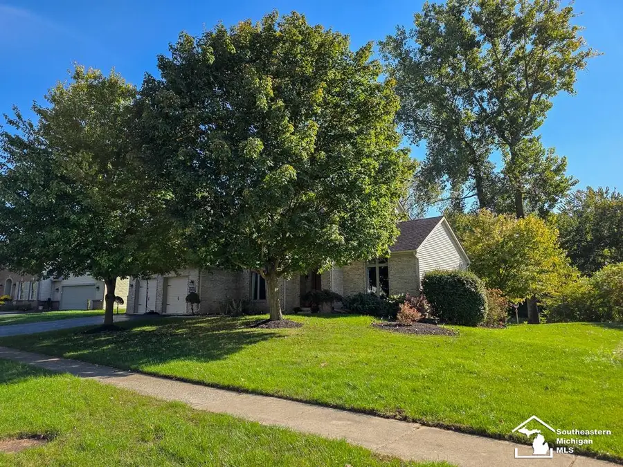 6749 Stonegate, Temperance, MI 48182 - Image #2