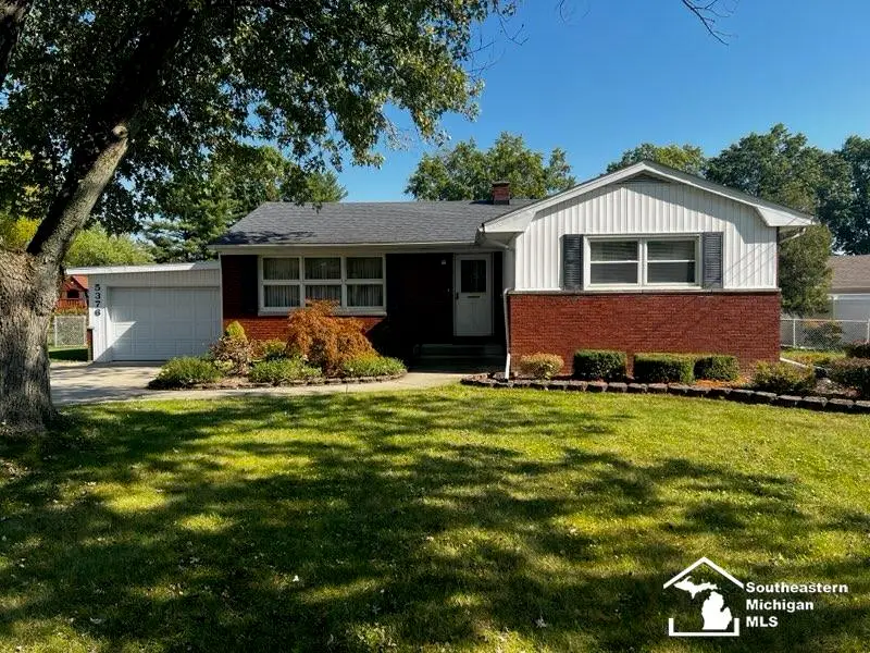 5376 Kay, Monroe, MI 48161 - Image #1