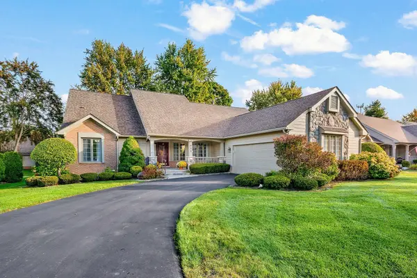 959 Pine Trail, Rochester Hills, MI 48307