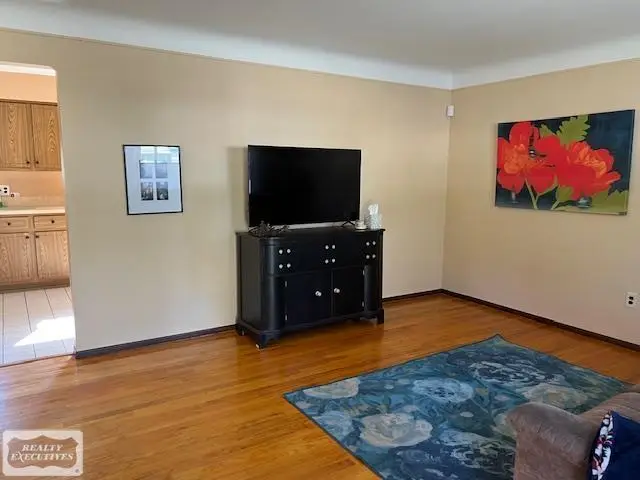 21536 Downing, Saint Clair Shores, MI 48080 - Image #2