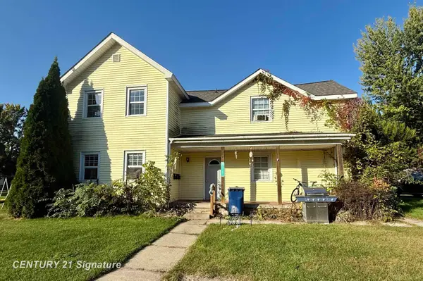 710 Chesaning, Saint Charles, MI 48655