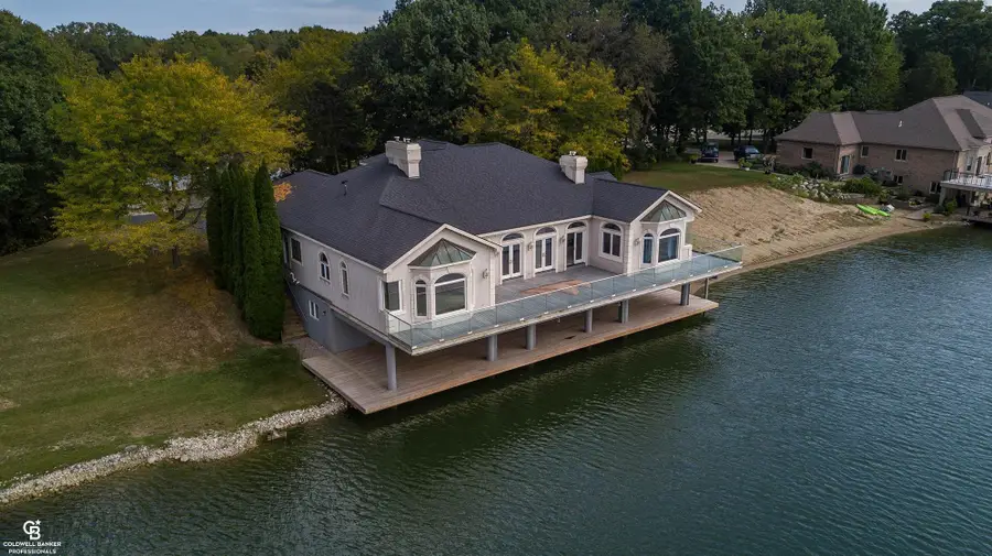 68373 Lake Angela Pointe, Richmond, MI 48062 - Image #2