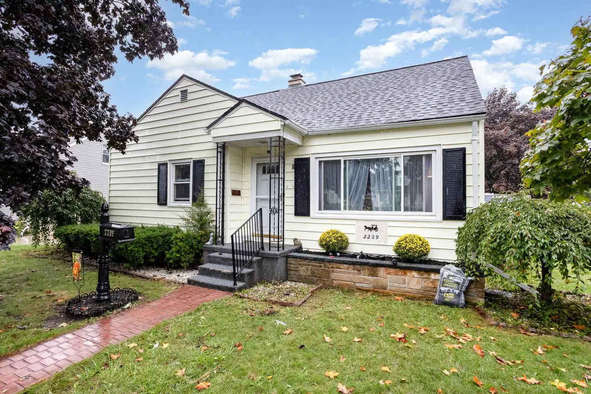 2209 32nd, Bay City, MI 48708 - Image #1