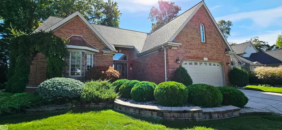 20394 Country Side, Macomb Township, MI 48044 - Image #2